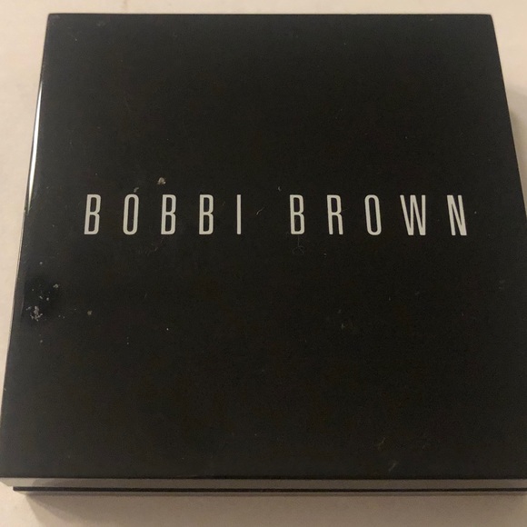 Bobbi Brown Brightening Blush in Bronze. - Picture 4 of 4